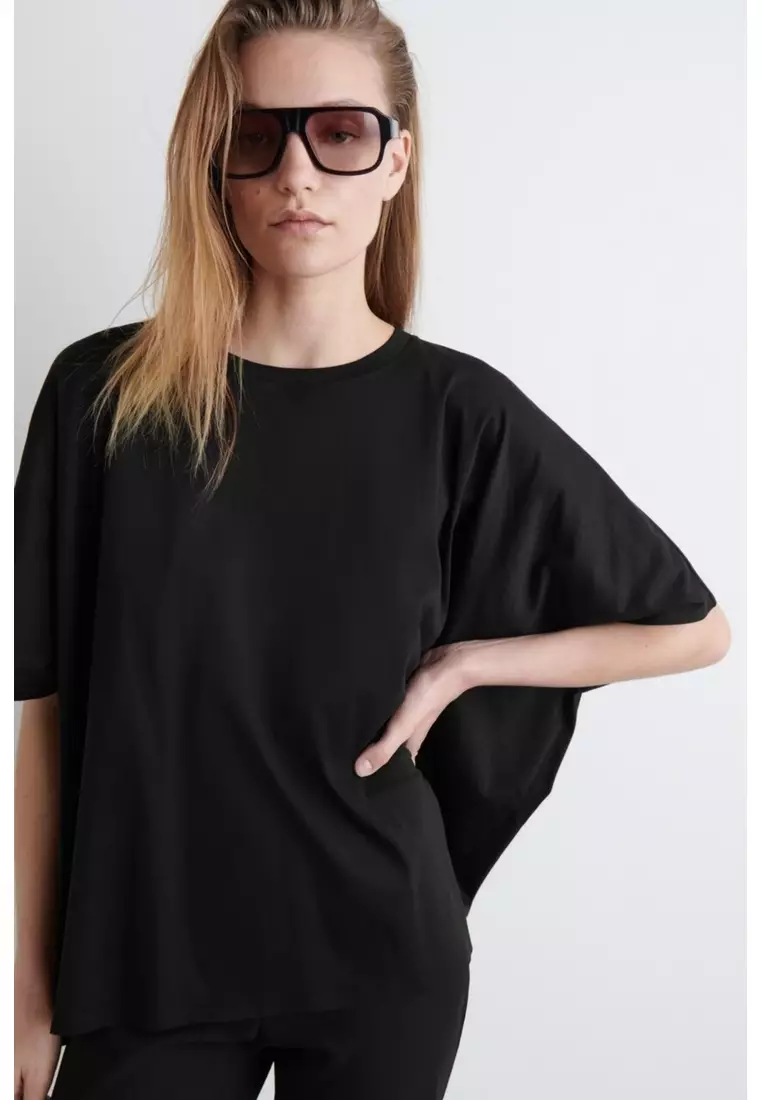 OVERSIZED BATWING-SLEEVE T-SHIRT
