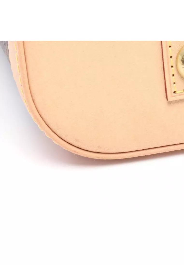 Pre-Loved Louis Vuitton Alma monogram Handbag PVC leather Brown