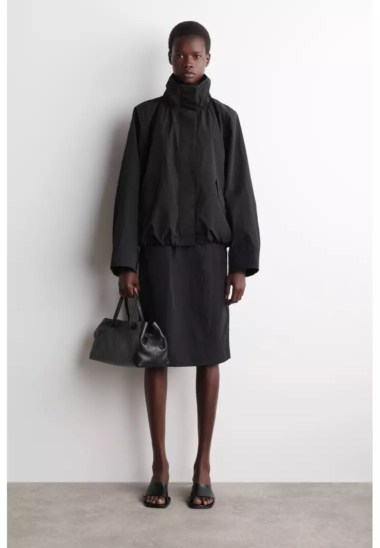 NYLON FUNNEL-NECK JACKET