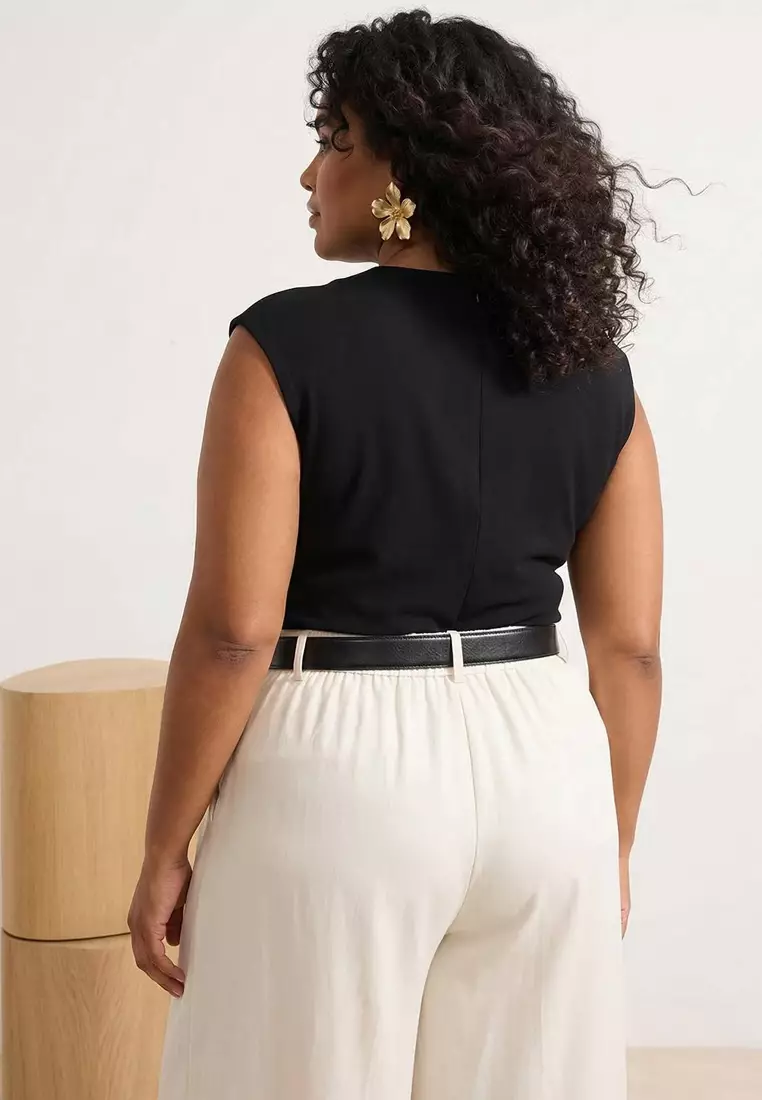 Black Accessory Detailed Draped Flexible Knitted Plus Size Blouse Tbbss26Af00074
