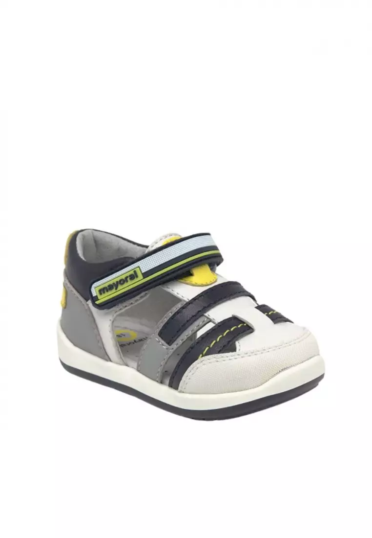 Discount on Raising Little  shoes - SKU: Dereck Sandals