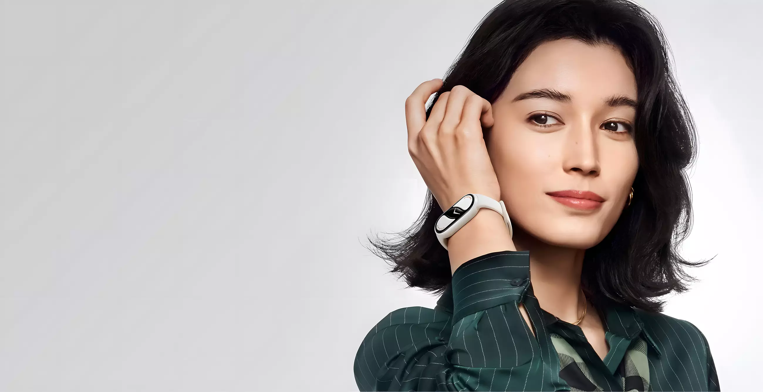 Xiaomi Smart Band 10 | 1.72" AMOLED display | 150+ sports modes | Battery up to 21 days - Glacier Silver