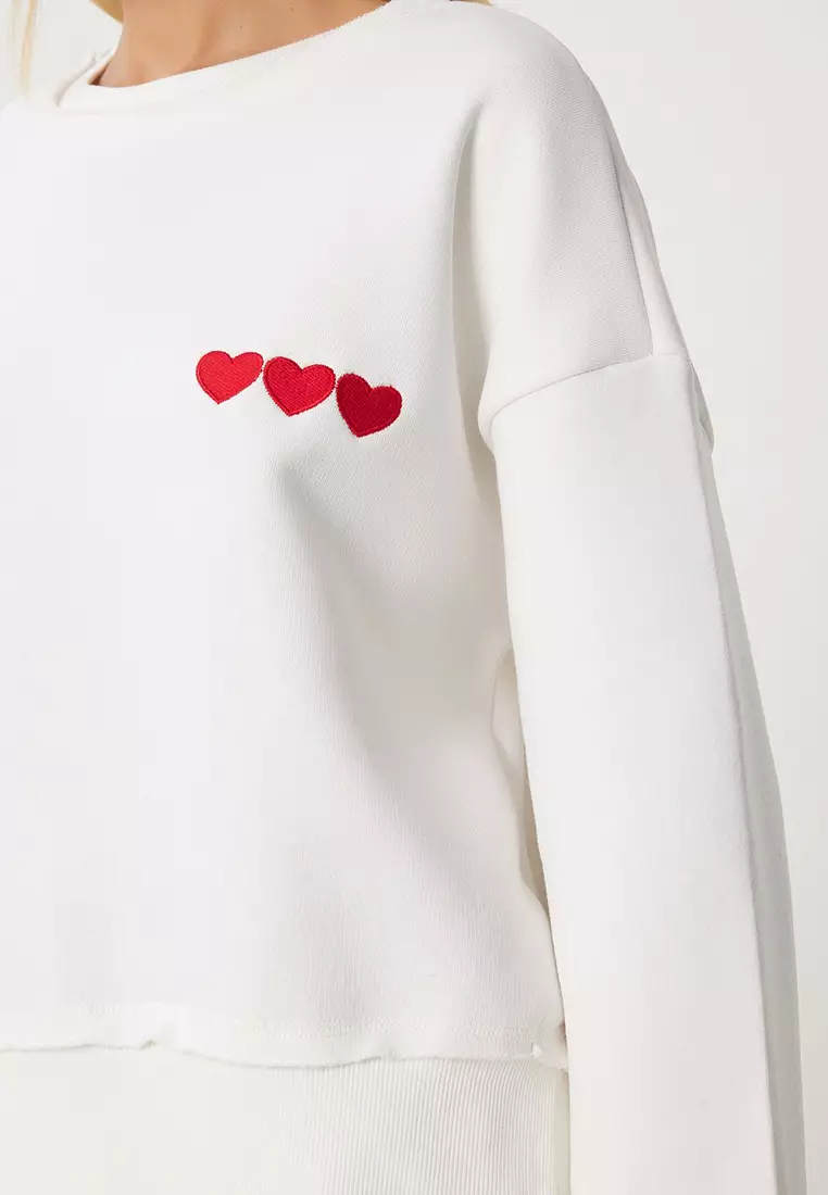 Heart Embroidered Raised Sweatshirt