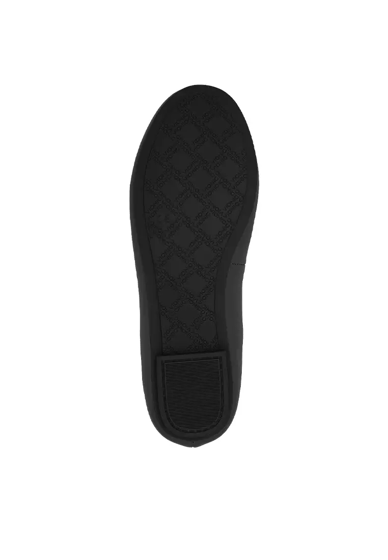 Azalea Faye Women's Flat Shoes