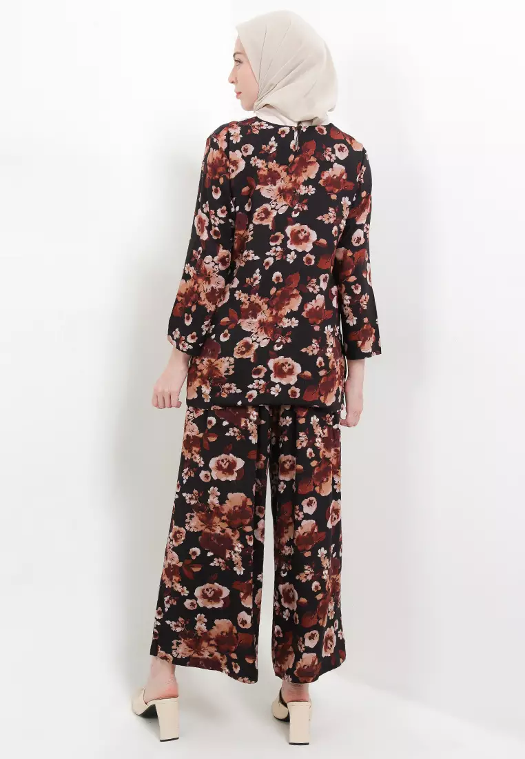 Satay Look Motif Kembang Kecil 3