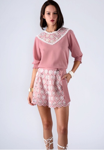 miss Viola pink HOLLOW-OUT LACE-BLOCK BLOUSE 89159AA02CF34EGS_1