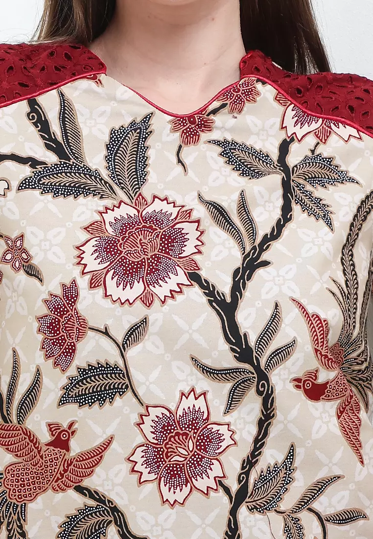Blouse Atasan Batik Wanita Exclusive Premium Cavera Lengan 7/8 Cream