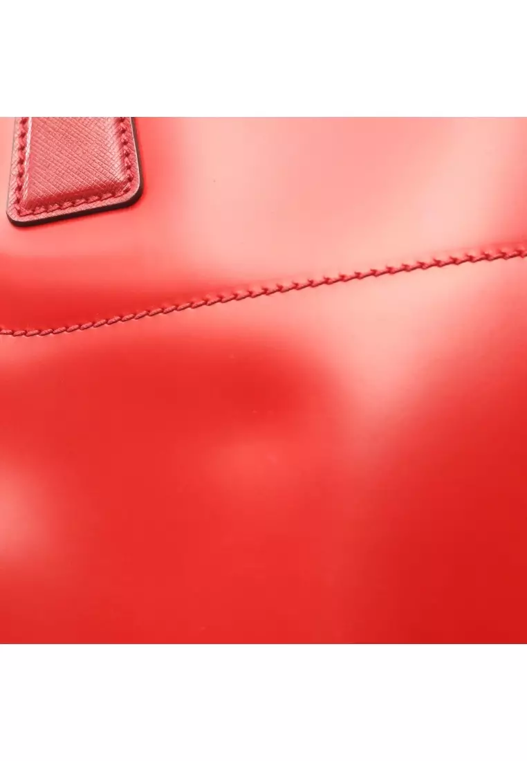 Pre-Loved Salvatore Ferragamo Gancini Handbag leather Red