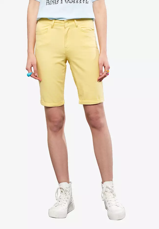 LC WAIKIKI Women s High Waist Slim Fit Denim Shorts