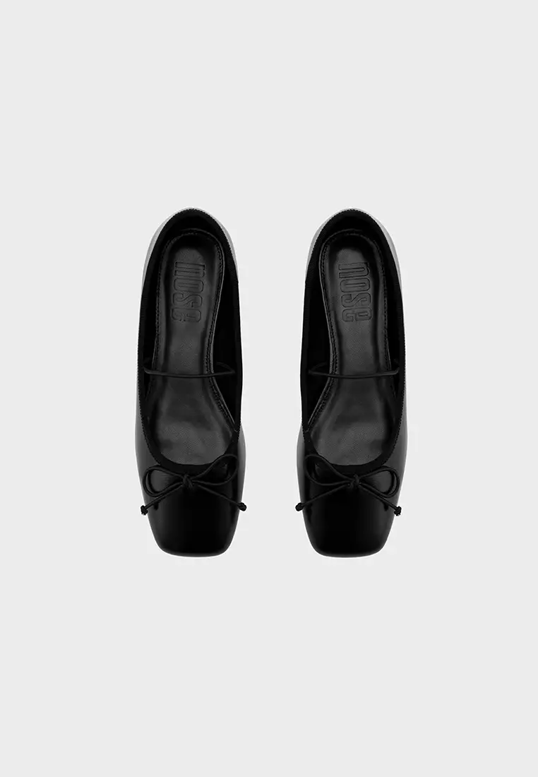 SQUARE TOE BALLET FLATS WITH STRAP & RIBBON