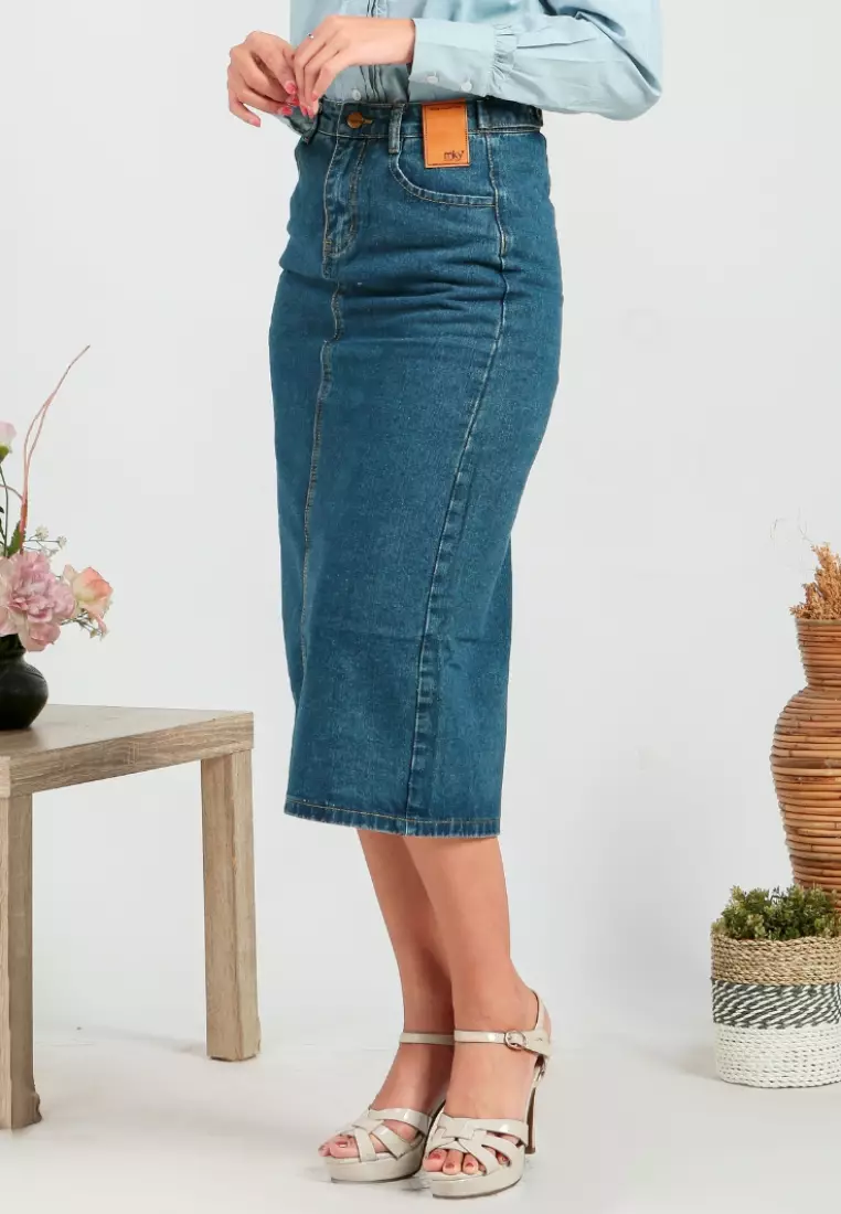 Gienna Slit Midi Skirt in Navy