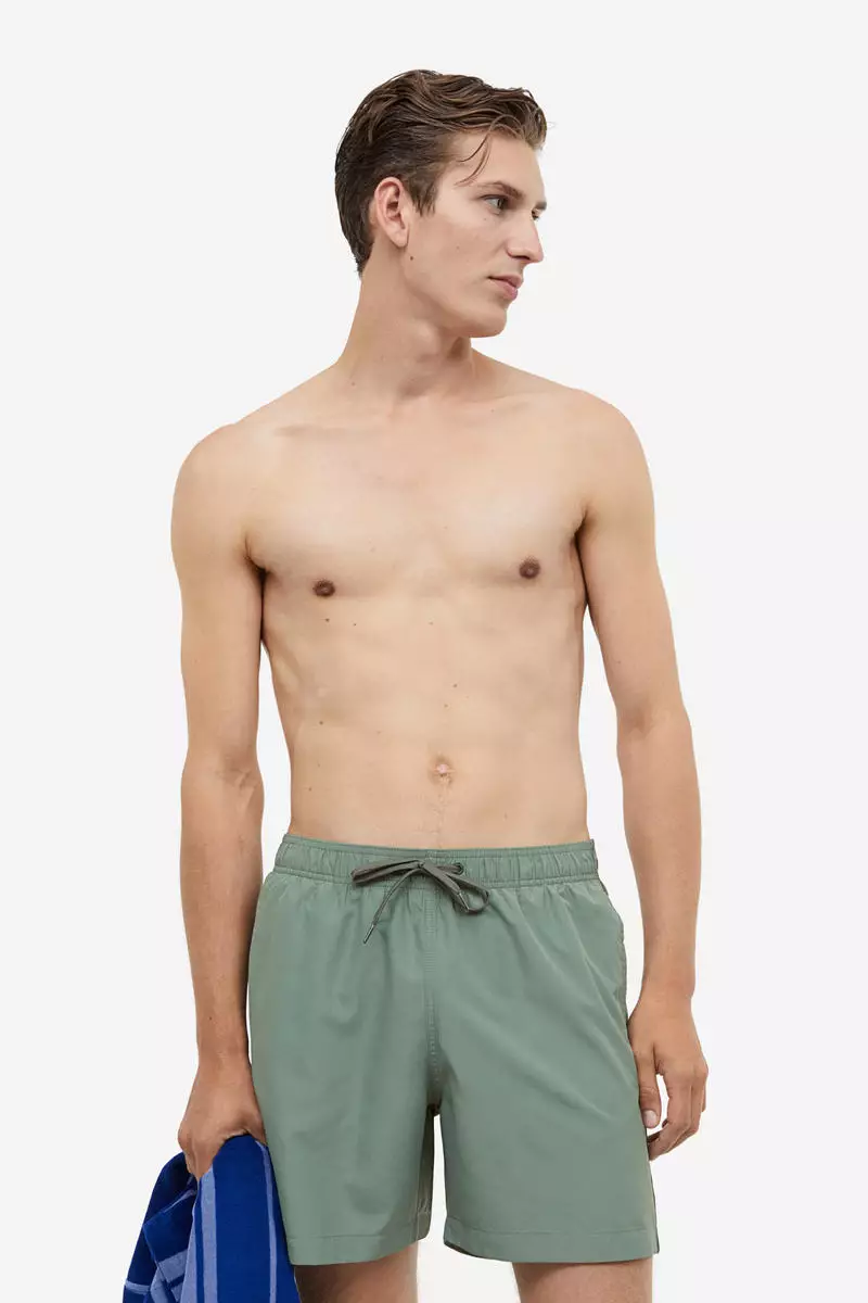 H&m striped shorts store