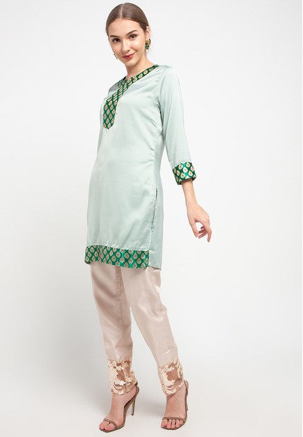 Jual Chanira Festive Collection Alice Green Tunic Original Zalora Indonesia
