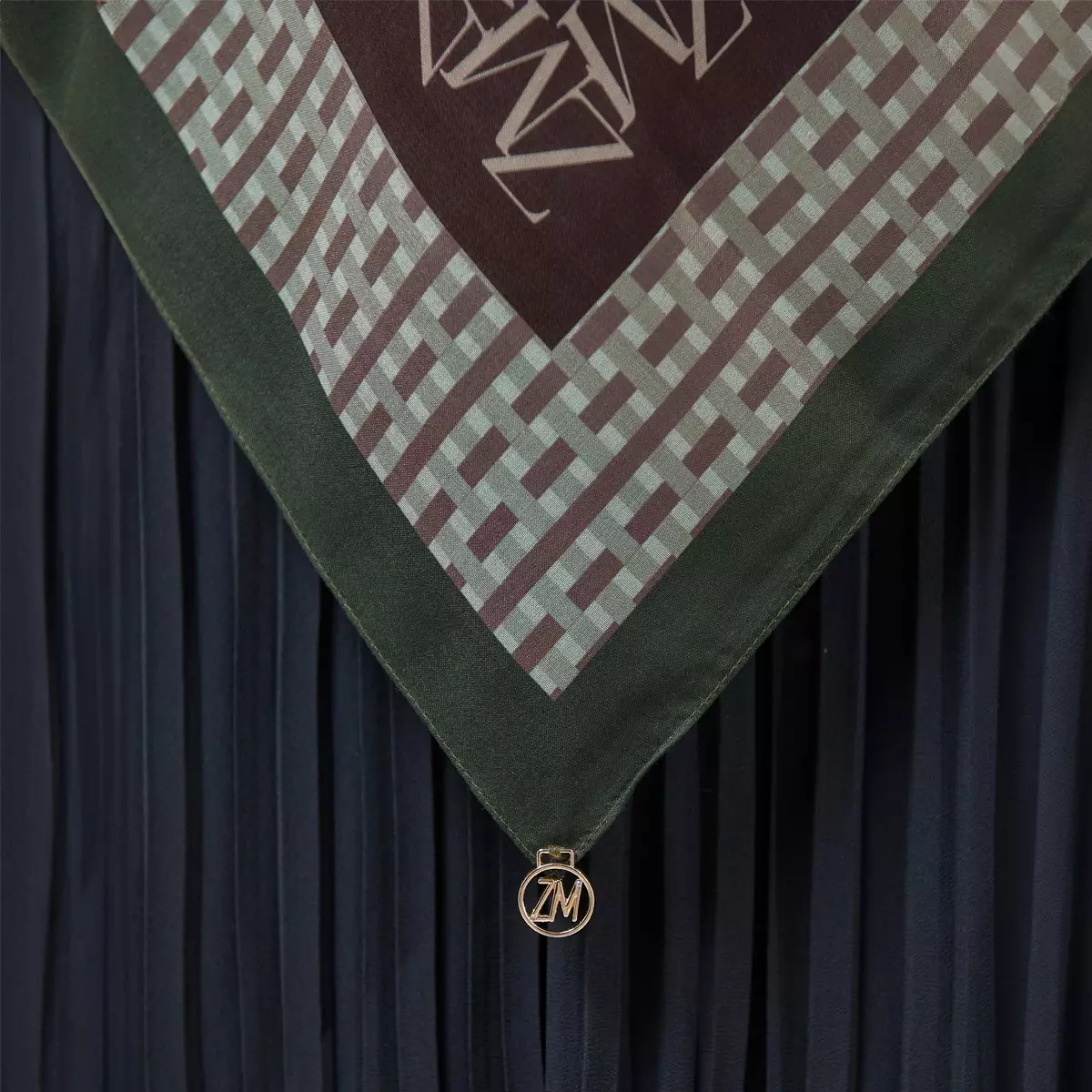 [INCLUDE HARD BOX] ZM Zaskia Mecca - Lambang Maroon Monogram Series Ultrafine Voal Scarf - Hijab Premium Square Motif Kerudung Segi Empat