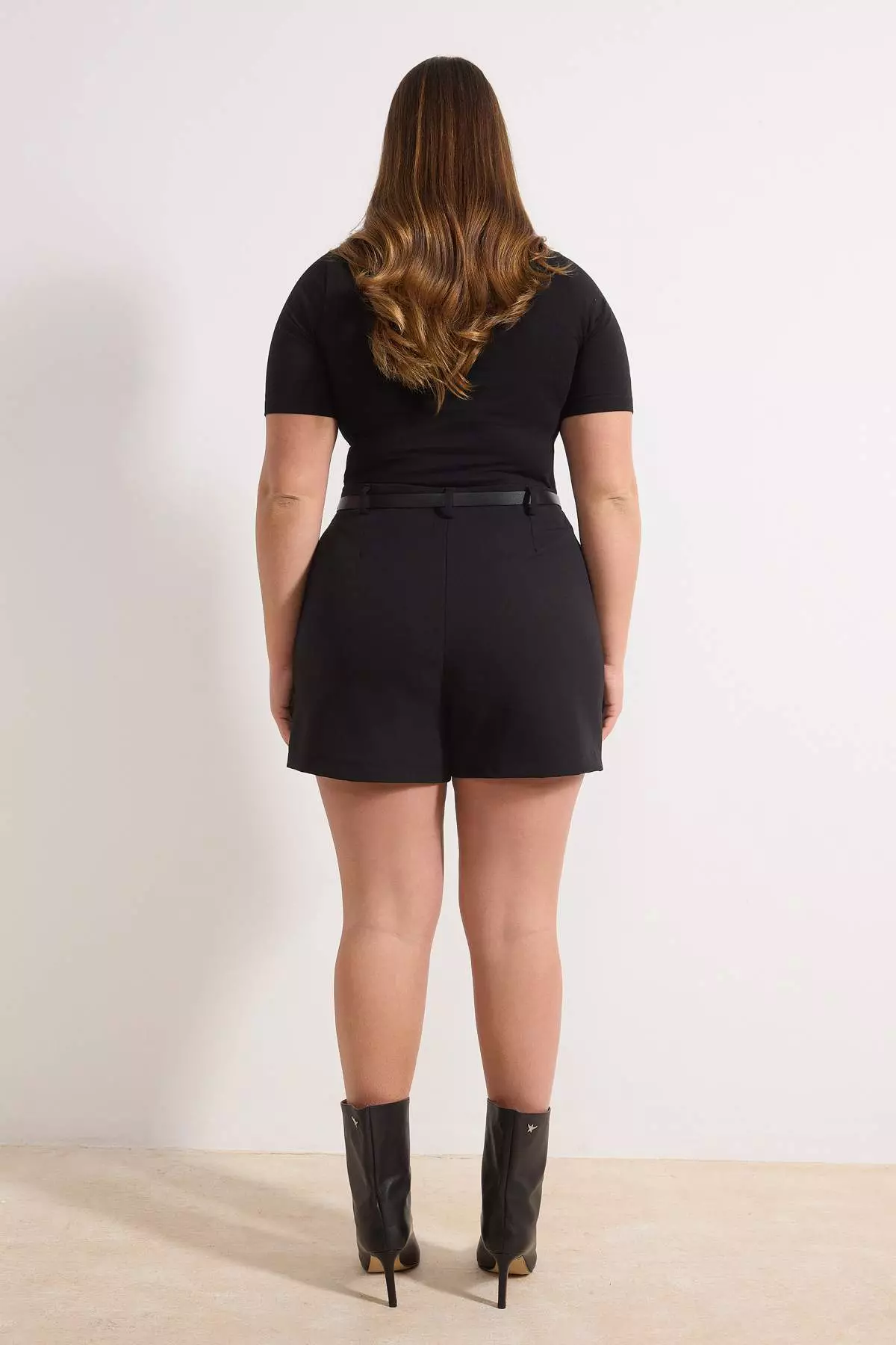 Black Belted Mini Plus Size Woven Shorts Skirt Shorts & Bermuda Tbbaw26Ap00010
