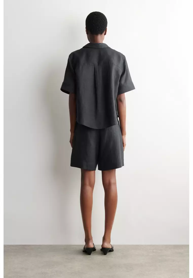 TAILORED ELASTICATED LINEN SHORTS