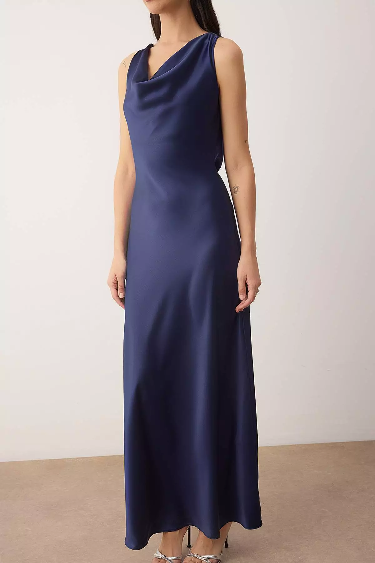 Navy Blue A-Line Degaje Collar Satin Maxi Stylish Dress Tprss25El318