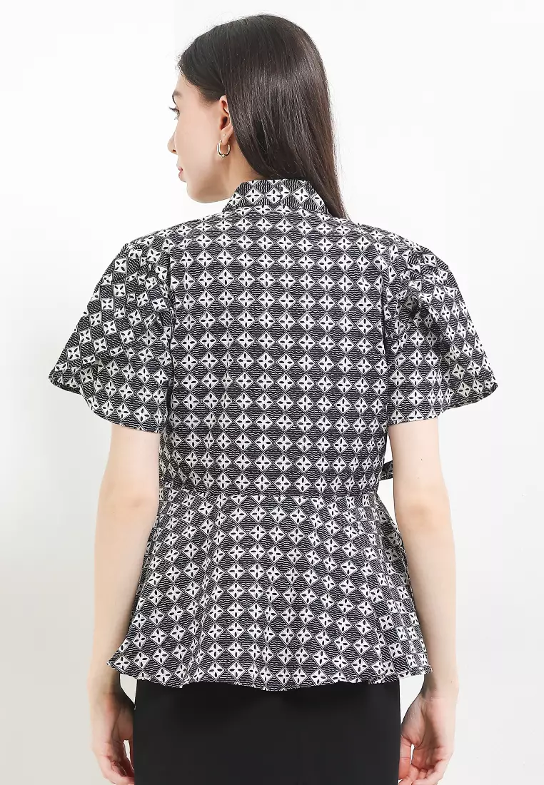 Blouse Atasan Batik Wanita Kutubaru Kiara Diamond Modern Black Lengan Pendek