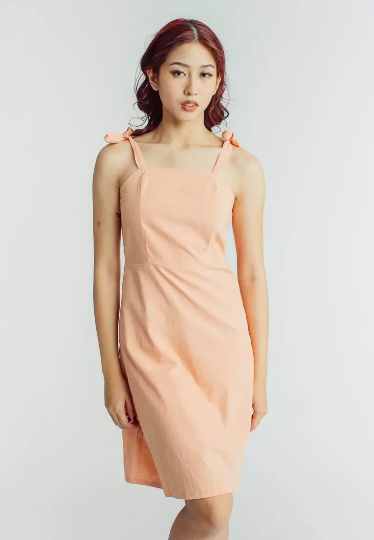 Angelene velvet deals halter gown