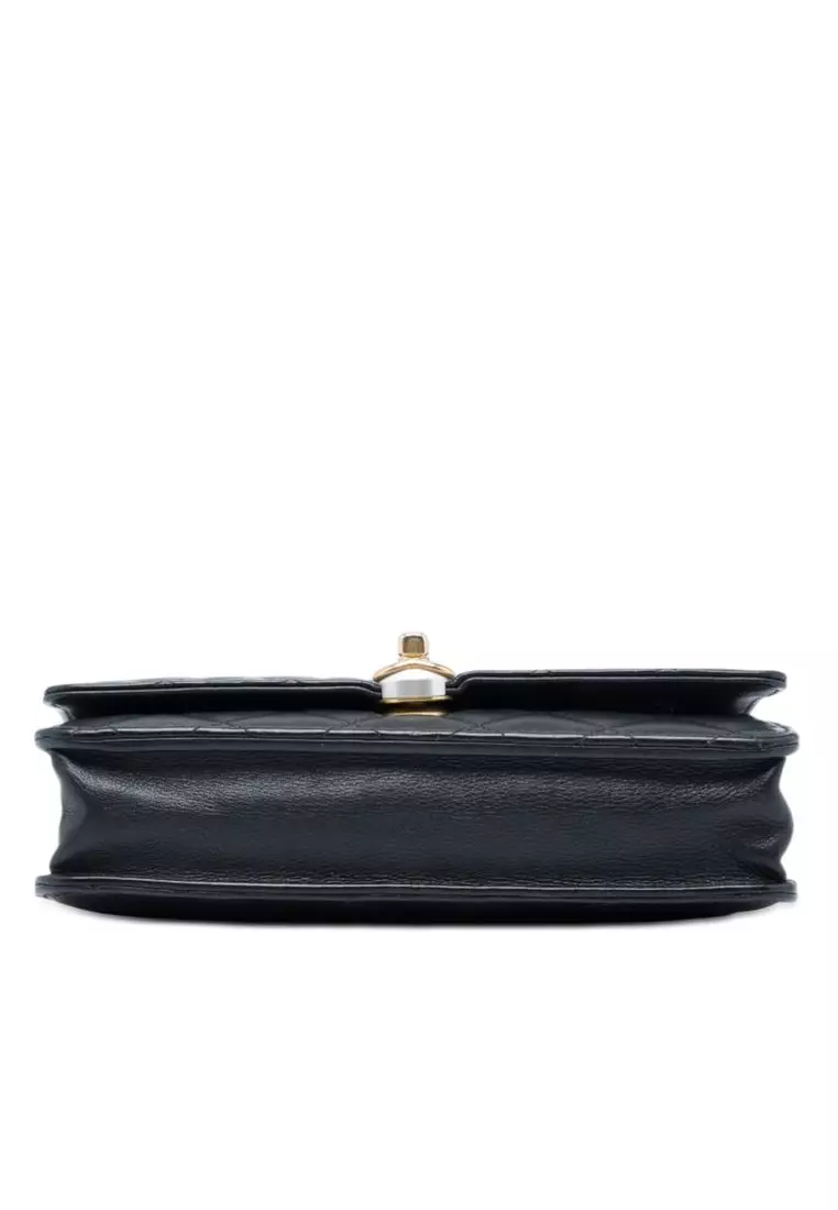 Pre-Loved Chanel Cc Quilted Lambskin Pearl Wallet On Chain