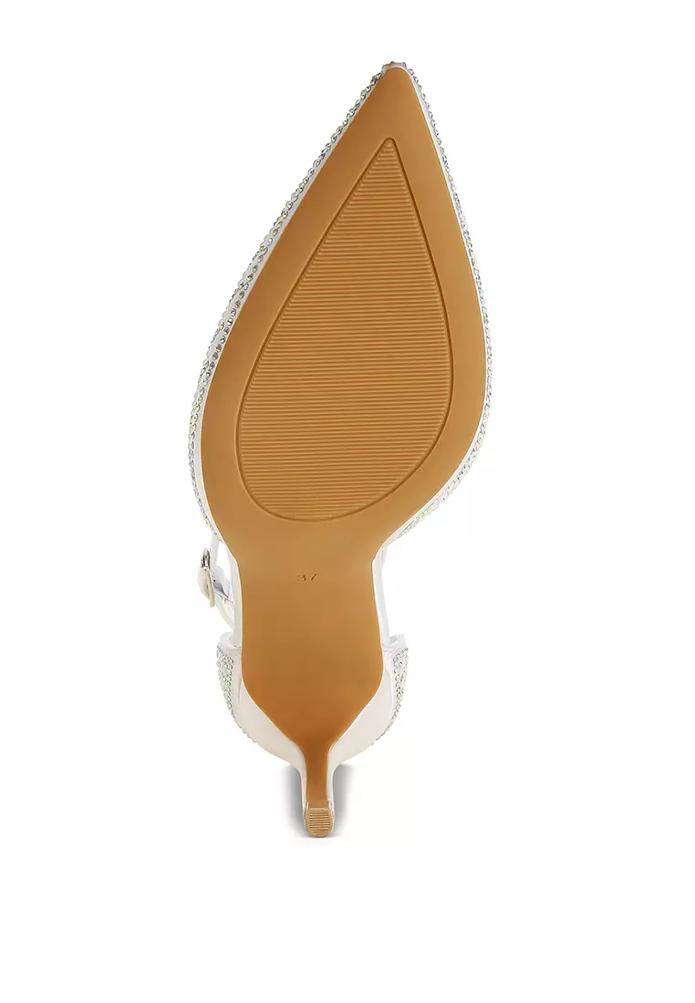 Sandal Stiletto Berhias Mutiara & Payet dalam Warna Putih