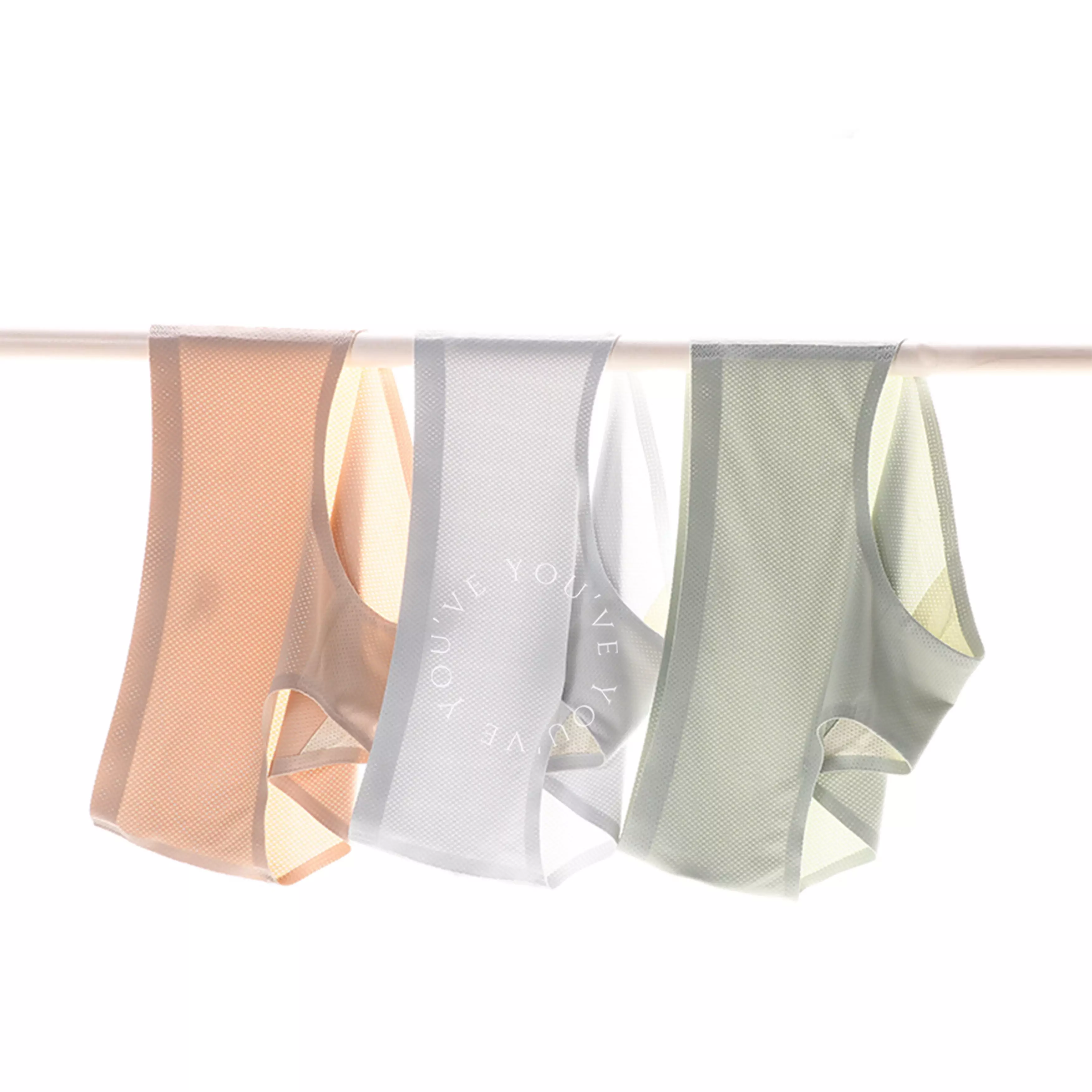 Youâ€™ve (YouHave) BELI 4 GRATIS 2 PCS Celana Dalam Seamless CD Seamless CD Wanita Seamless Panty CD 300063