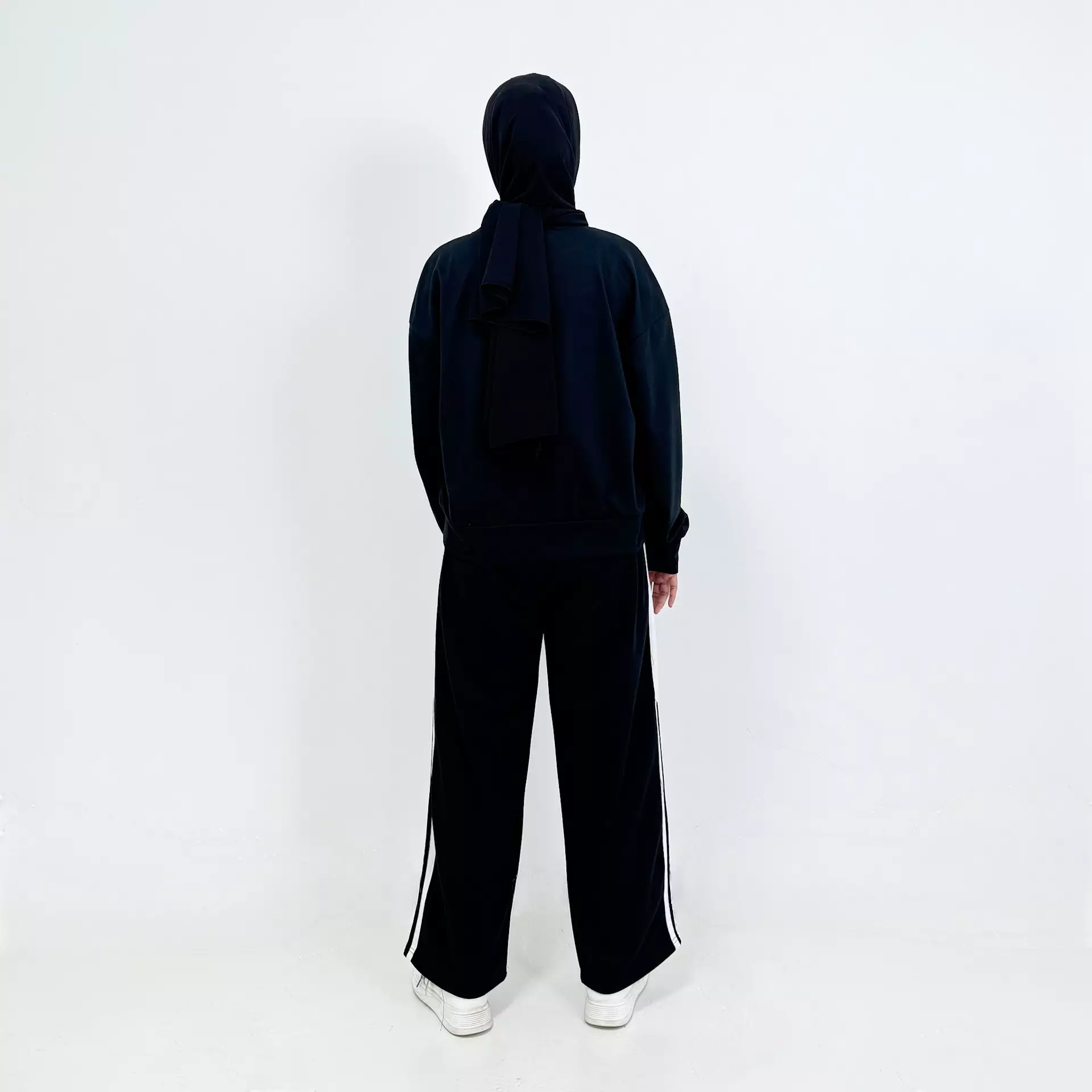 Tafita Set Sporty HITAM Setelan Training Olahraga Sweater Longpants