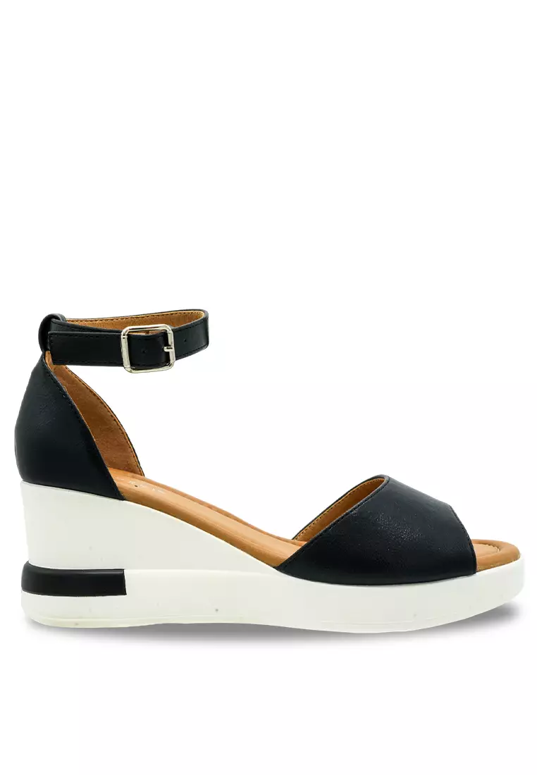 Discount on Noveni  shoes - SKU: Noveni Women Slip On Casual Sandals - 240180094