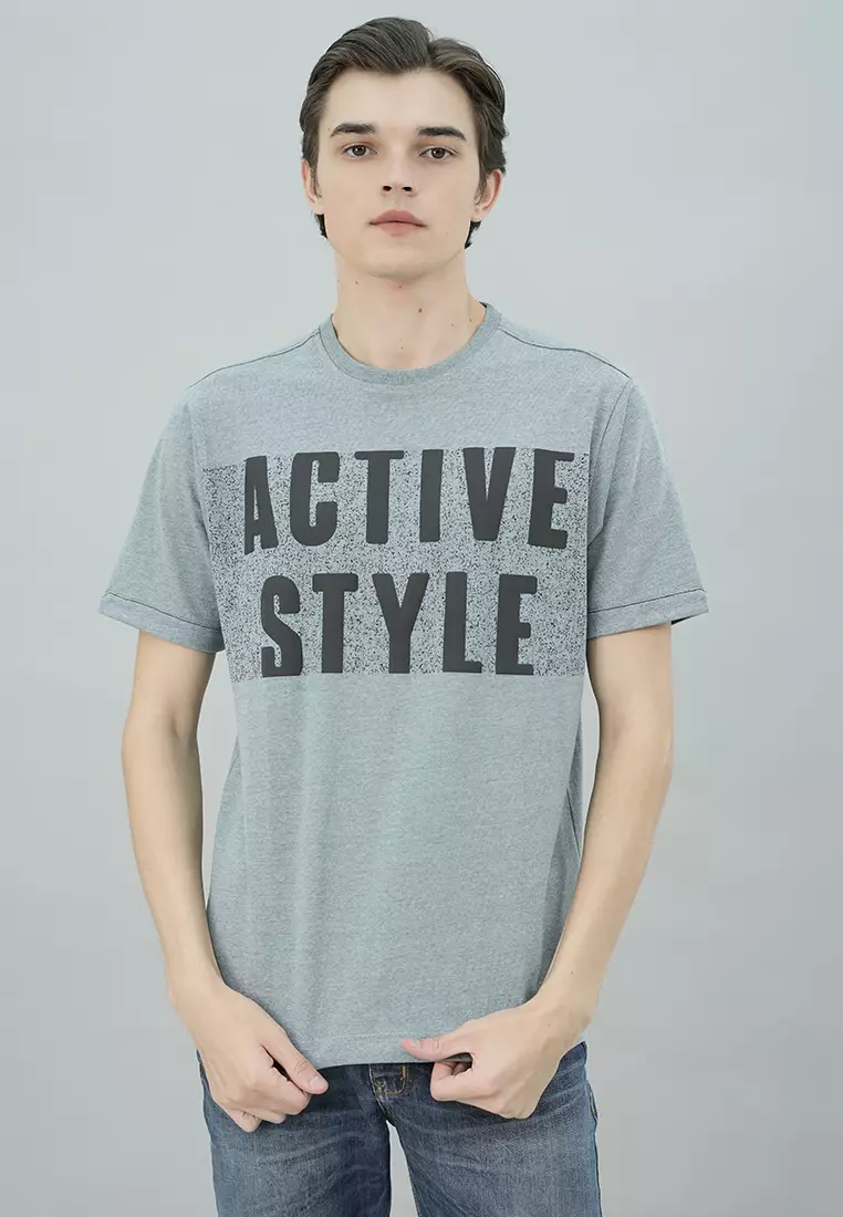 Johnwin - Kaos Casual - Motif Sablon - Biru - Slim Fit - ATS.622.K482.01.C-S/S