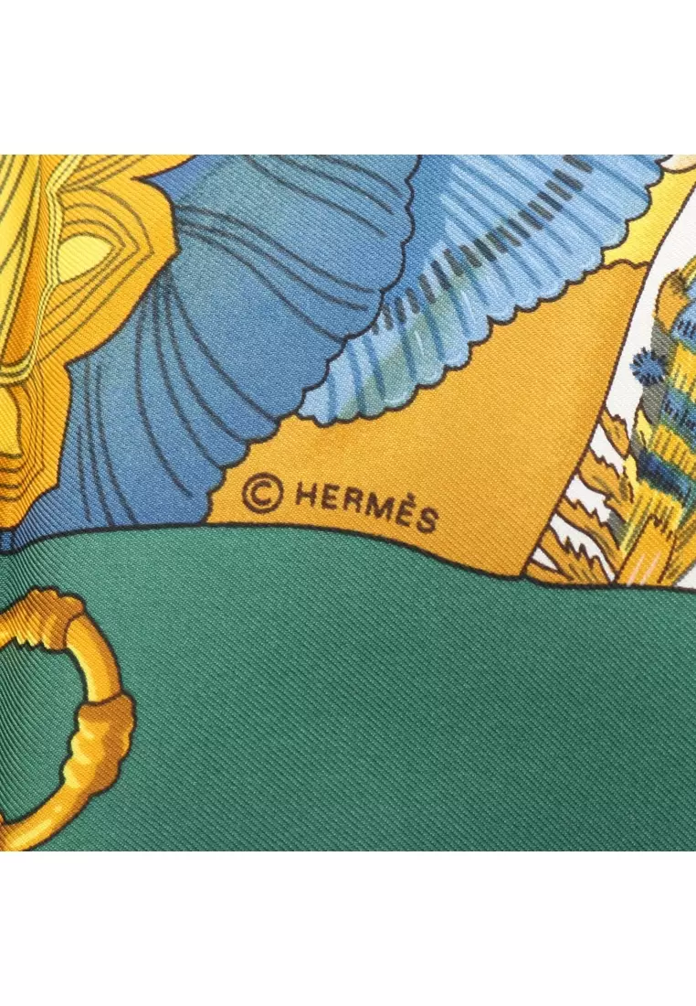 Pre-Loved Hermès carres 90 Soleil de Soie scarf silk green multicolor