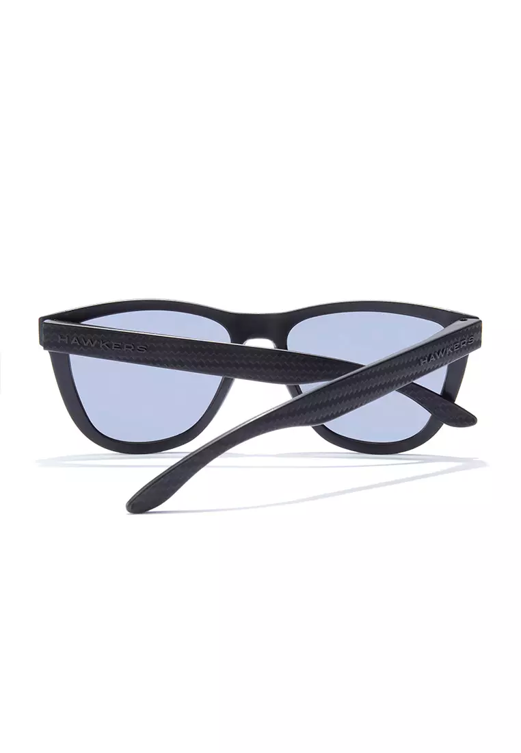 HAWKERS POLARIZED Blue Chrome ONE CARBONO RAW. Sunglasses for Men and Women, Unisex. UV400 protection. Official product designed and made in Spain. HONR21NSTP