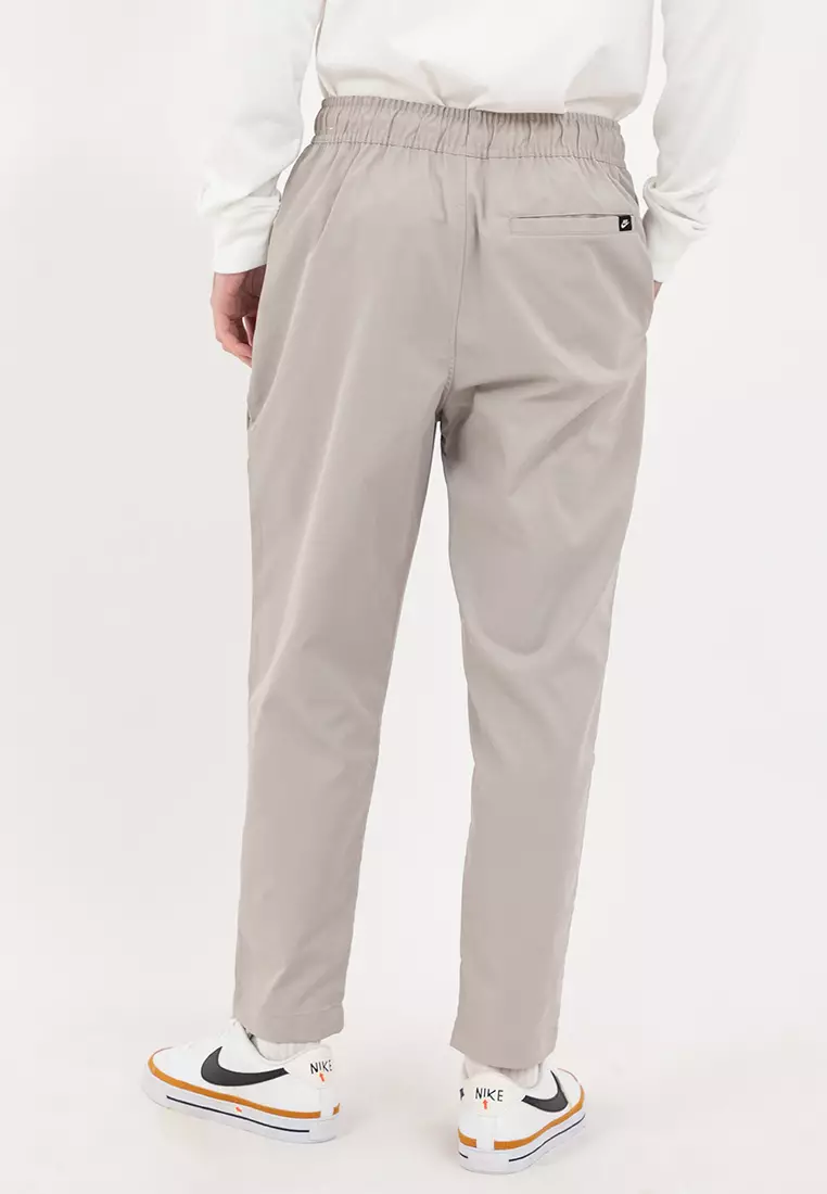 Club Woven Taper Pant