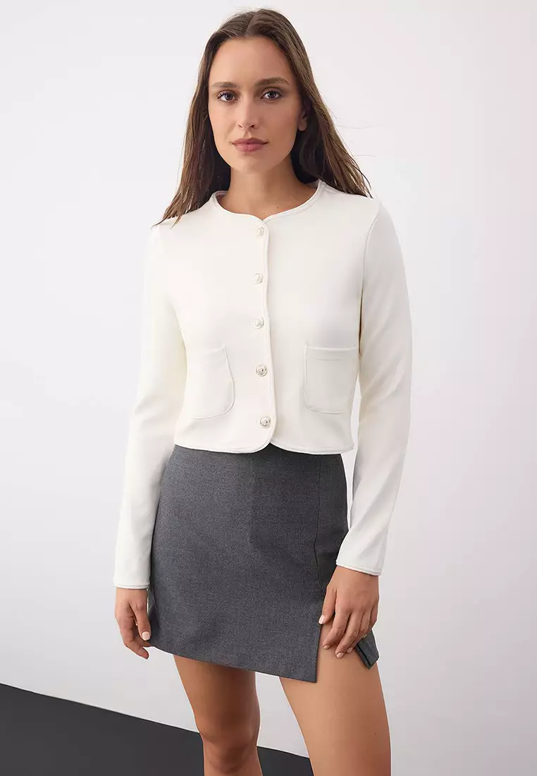 Wardrobe Essentials – Ecru Knit Jacket With Button And Pocket Details | Twoaw26Ce00000
