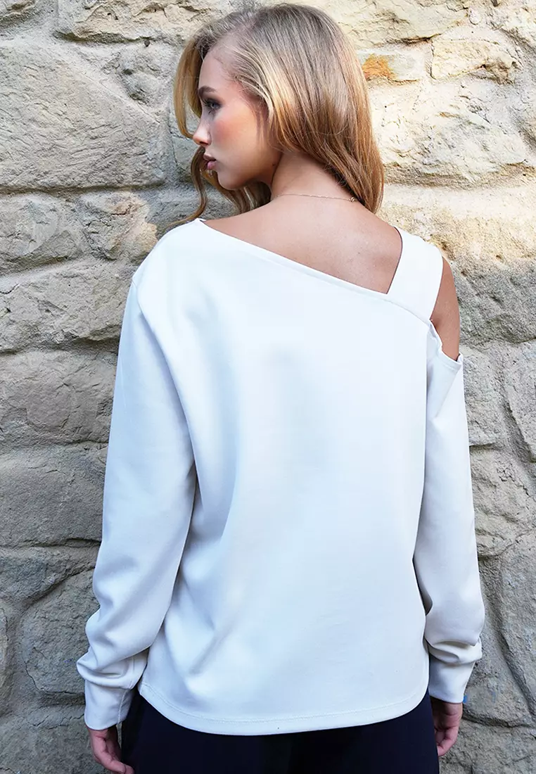 Asymmetrical Shoulder Detailed Blouse