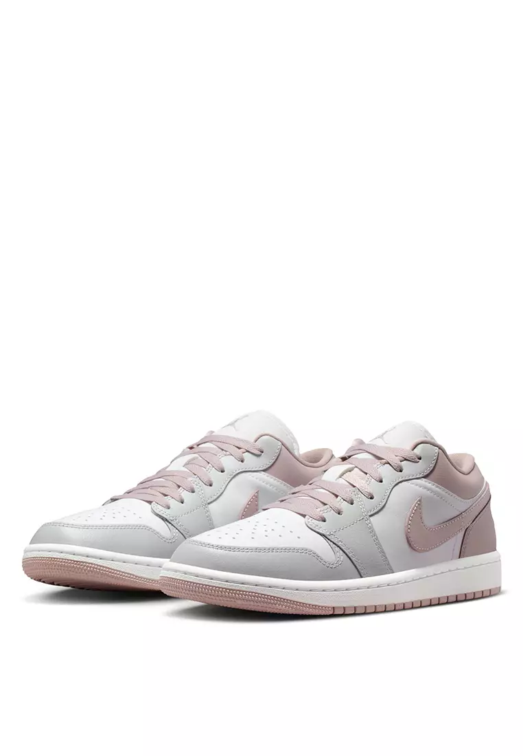 Air Jordan 1 Low Shoes
