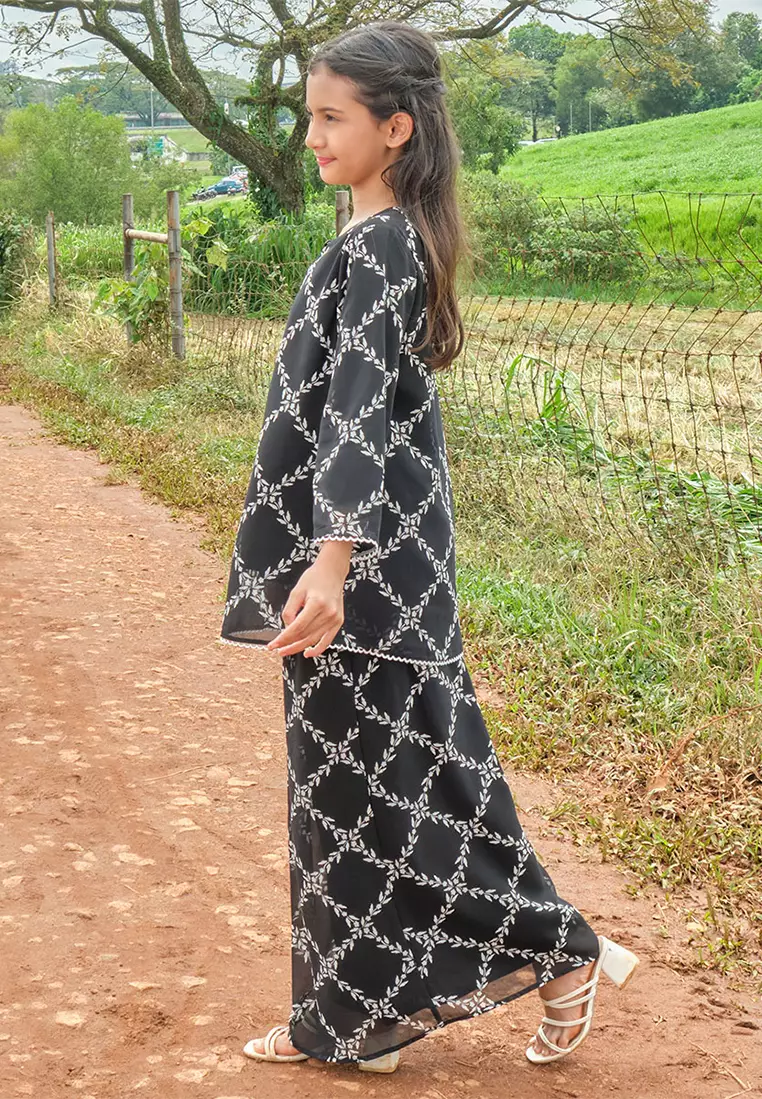 KIDS Duyong Set - Black Flower Braids