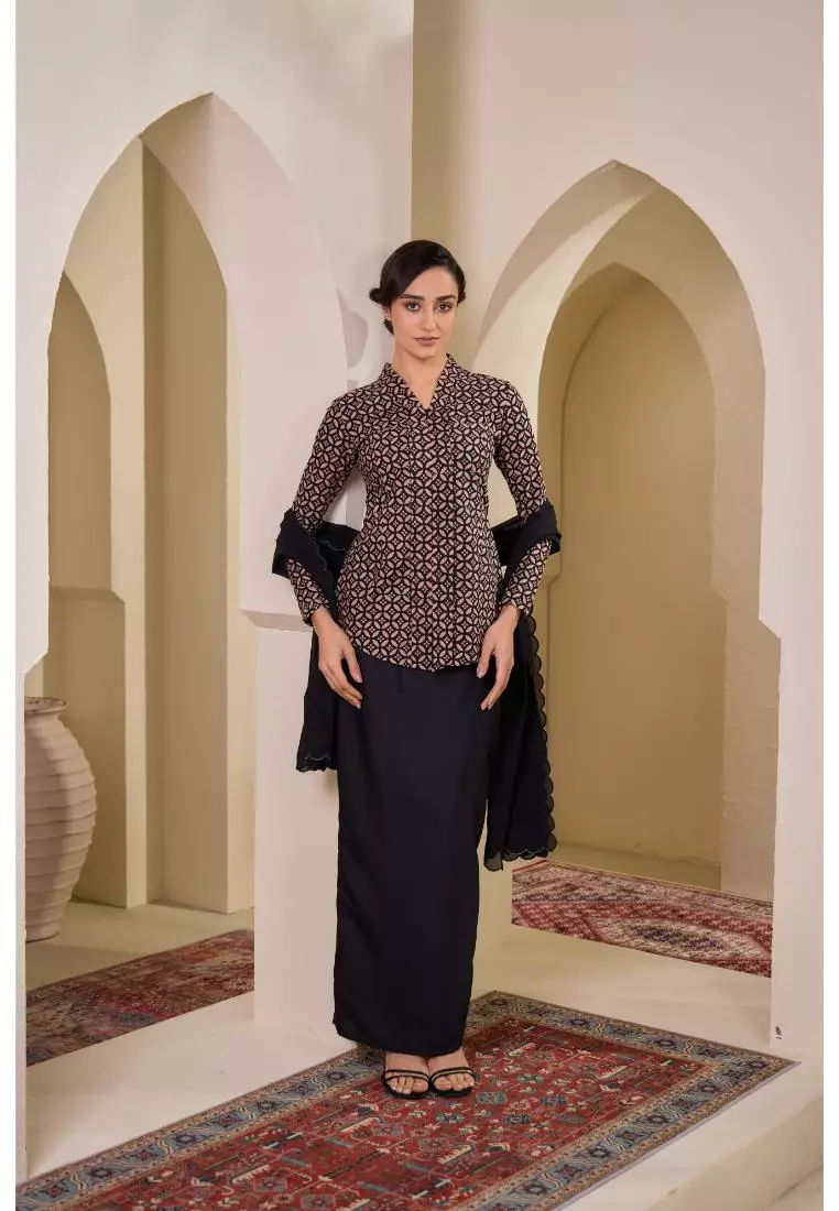 Kebaya Midi Batik Moden