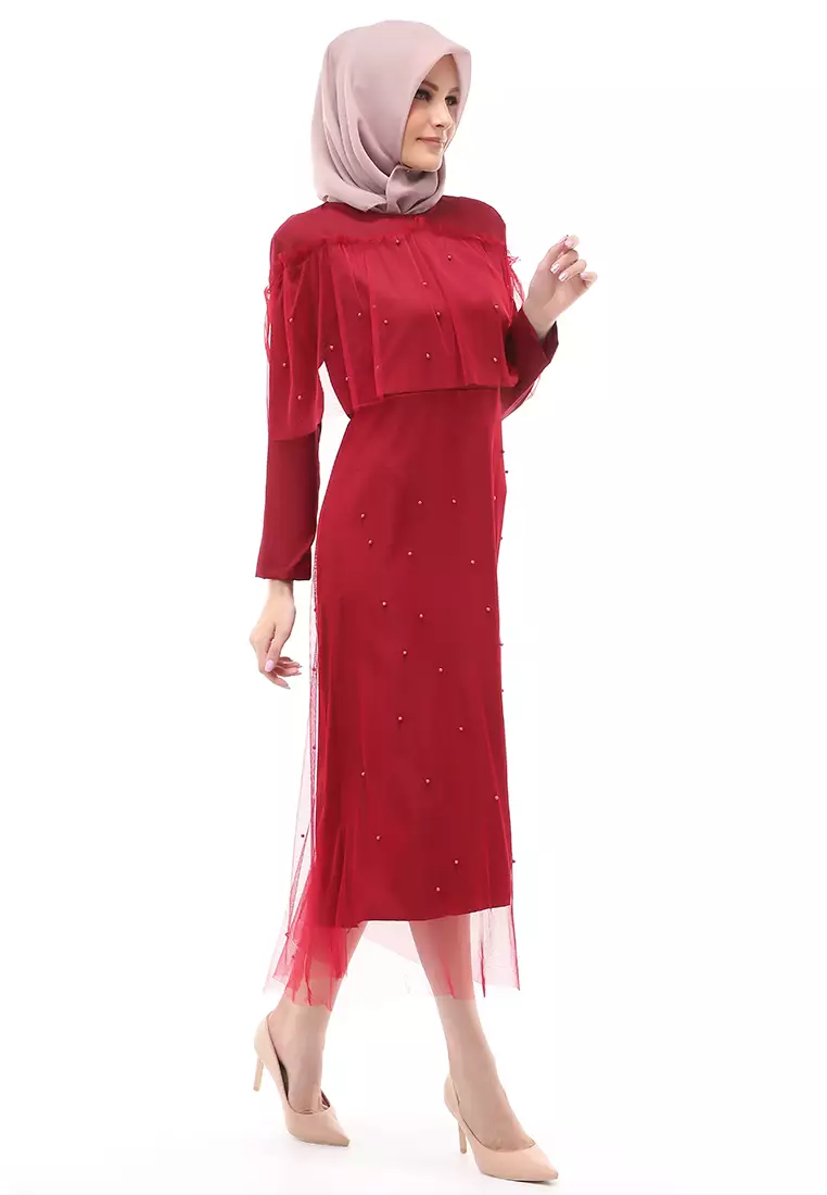 Riany Gamis Brukat Muslimah Wanita Motif Hiasan Long Dress Regular Fit - Maroon
