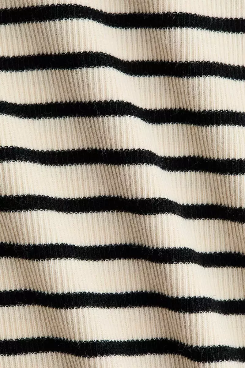 MAMA Ribbed top