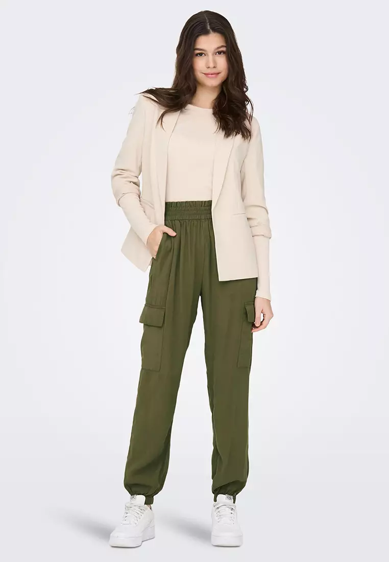 Women's high discount rise cargo pants