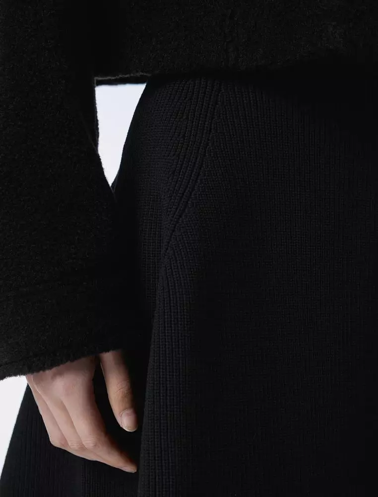 A-Line Short Waist Skirt