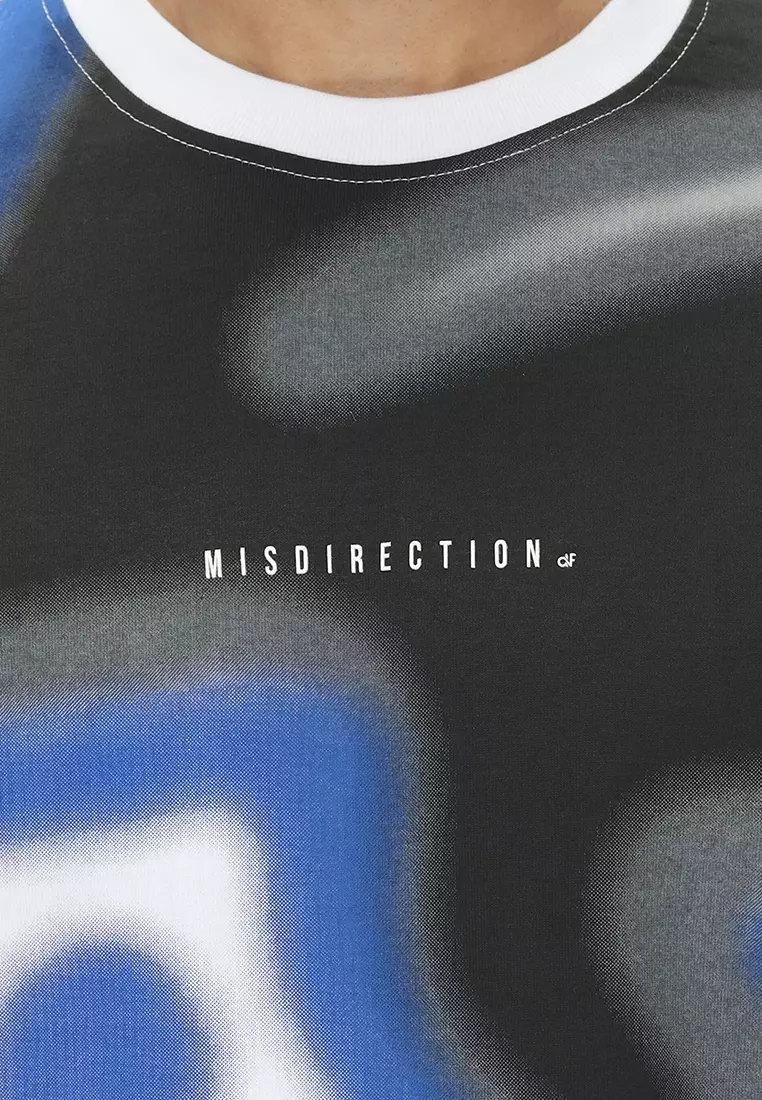 Tshirt Oversize Misdirection