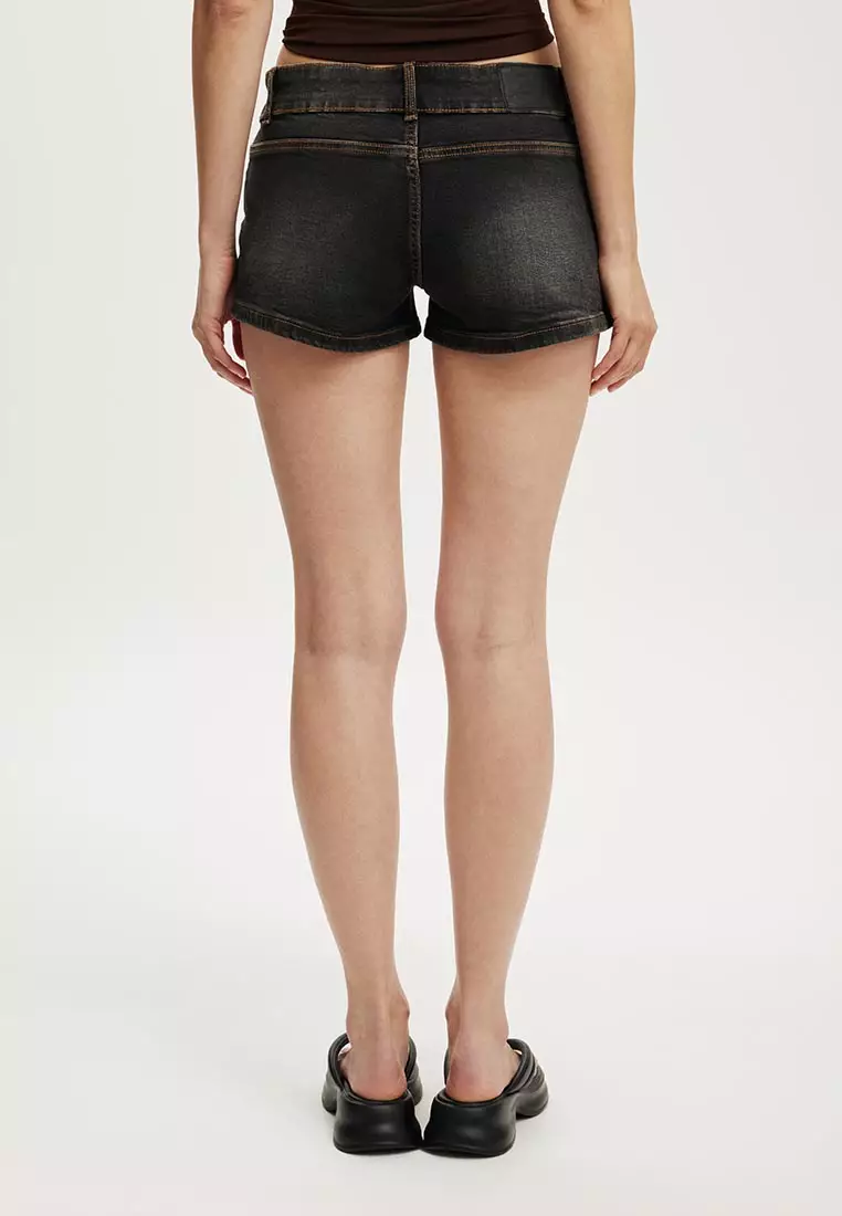 Micro Low Tailored Short