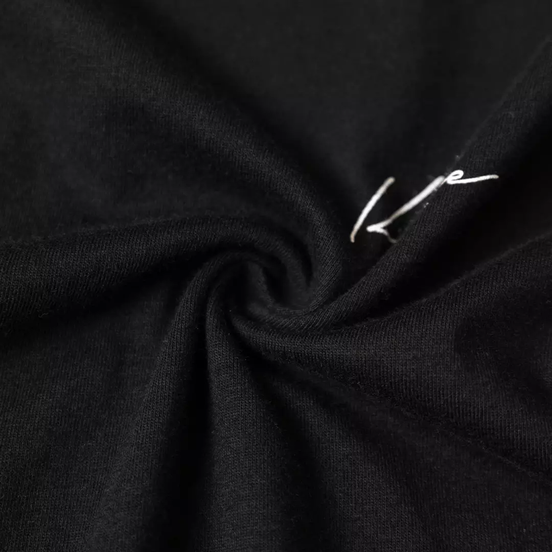 Kale Axelo Black / Kaos Lengan Pendek Pria \/ Kaos Unisex