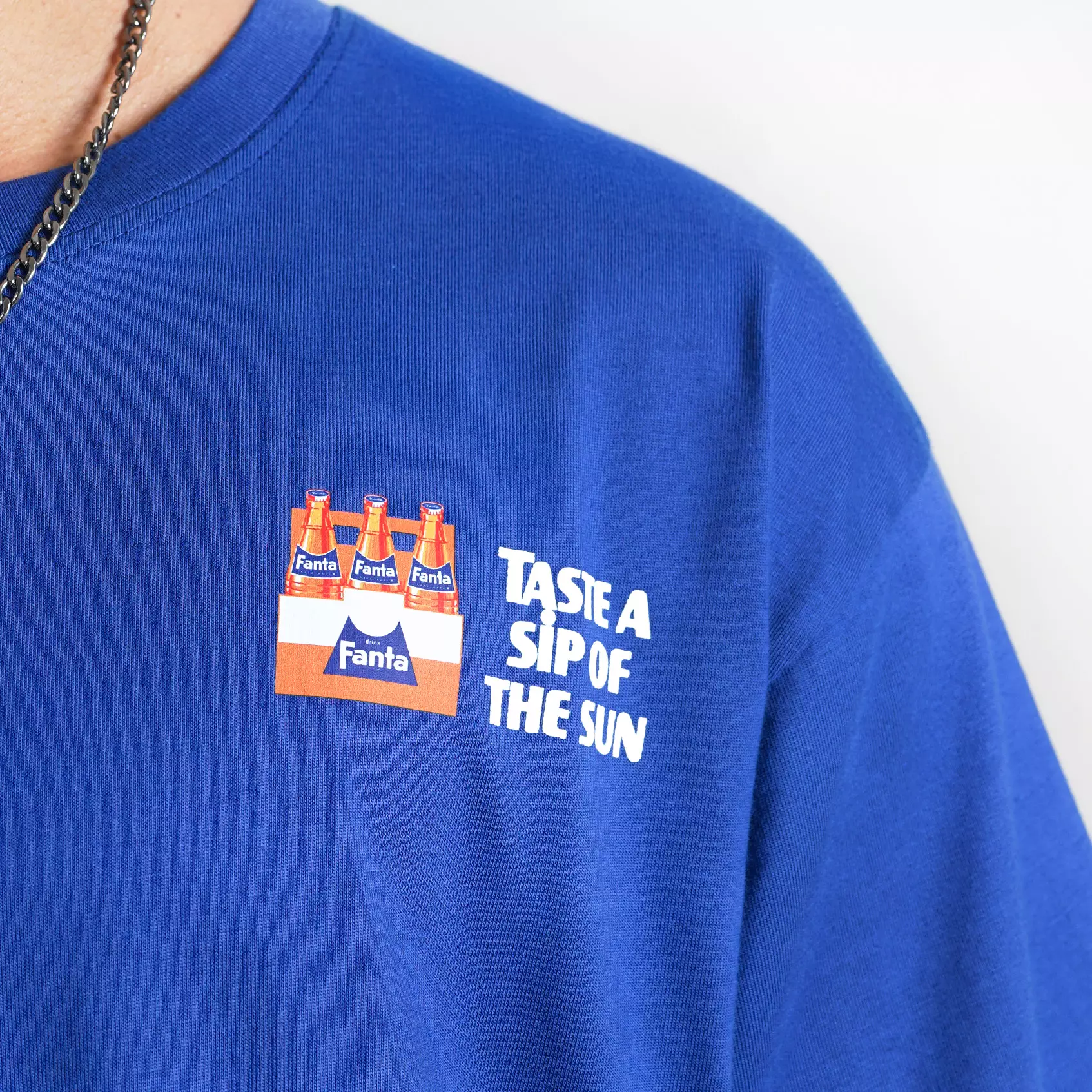 CELCIUS Fanta  Sip of the Sun Tshirt LIN001426C Biru