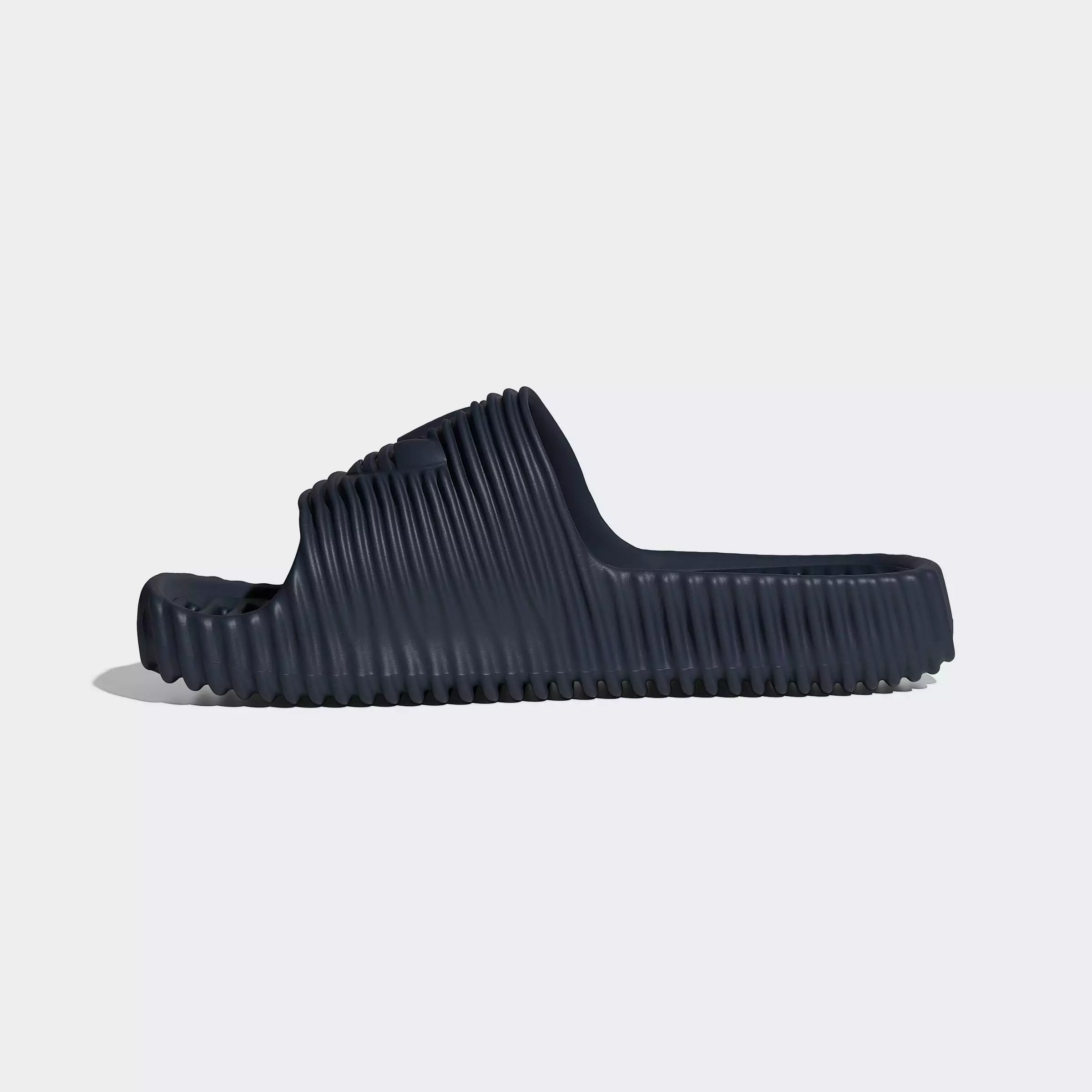 Lifestyle Adilette 25 Slides Unisex Blue JR3615