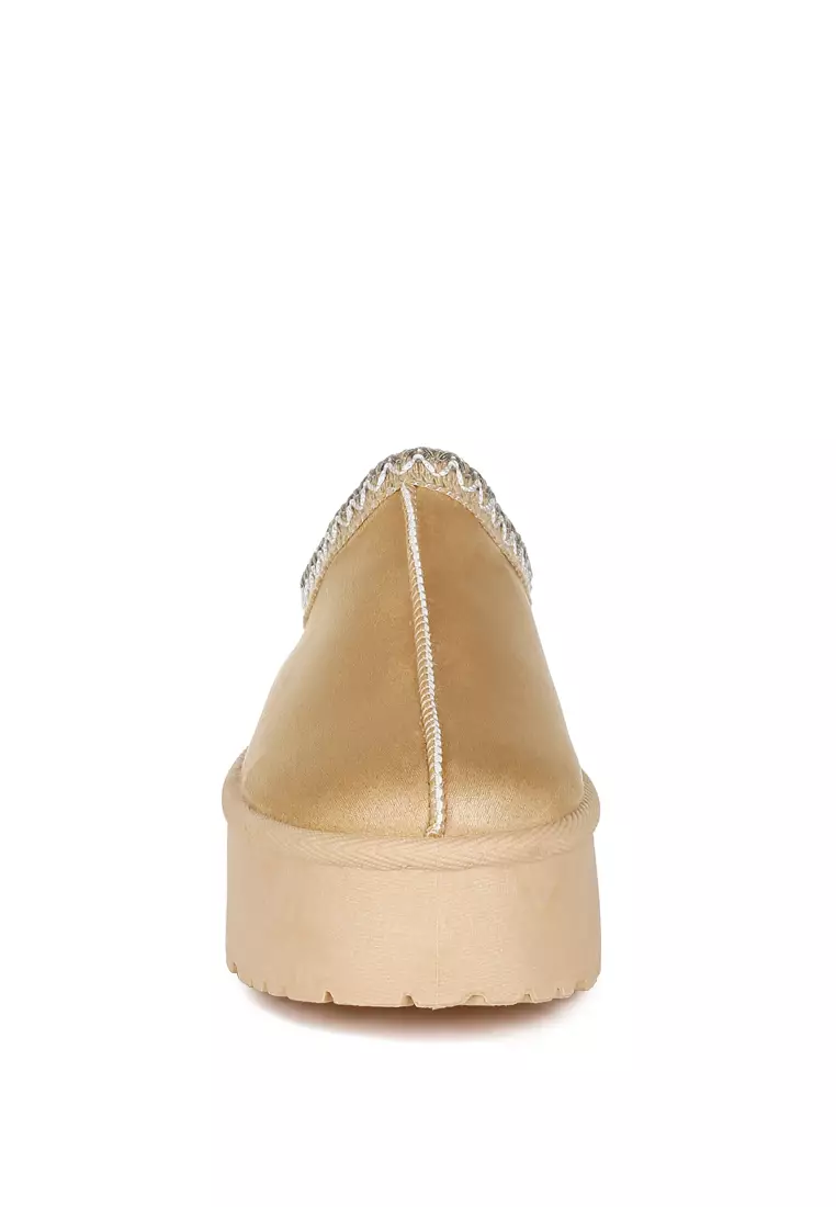 Embroidered Platform Classic Slip-On in Beige