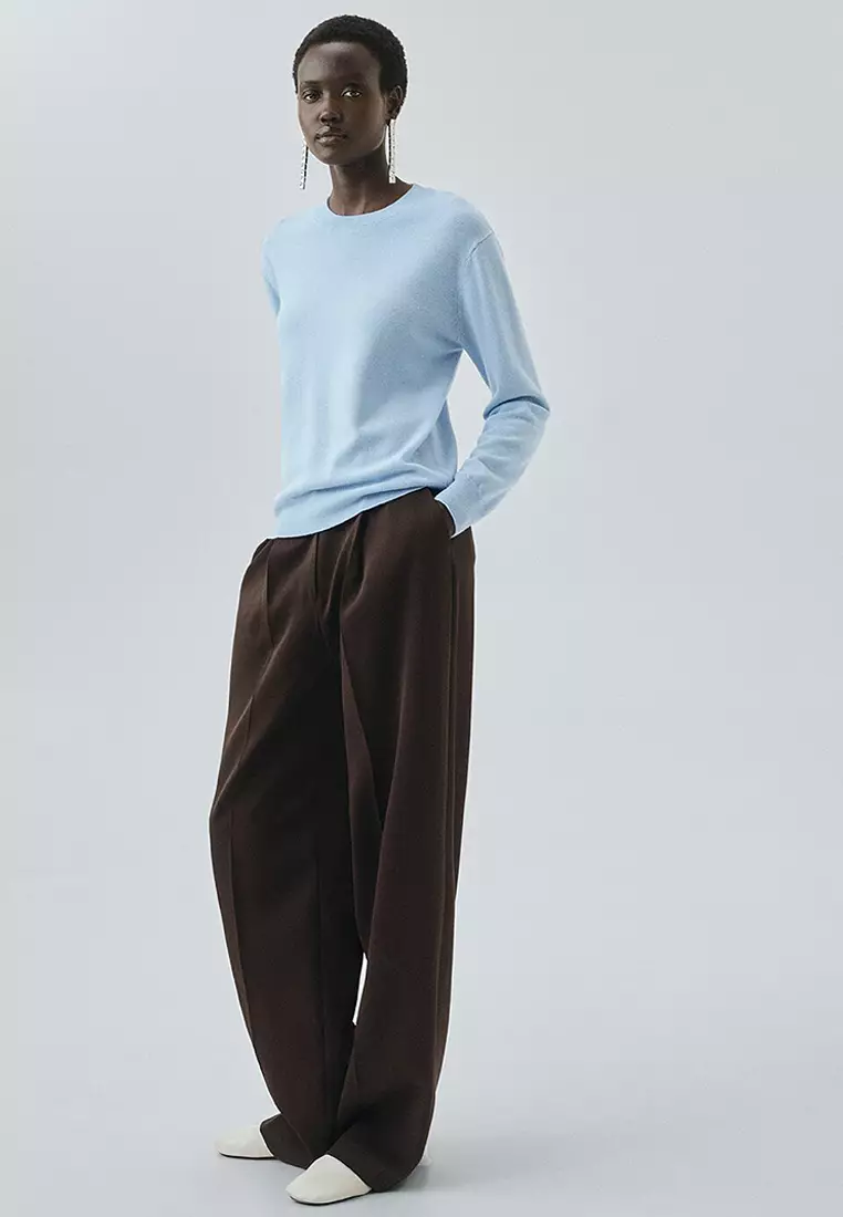 100% Wool Fine-Knit Sweater