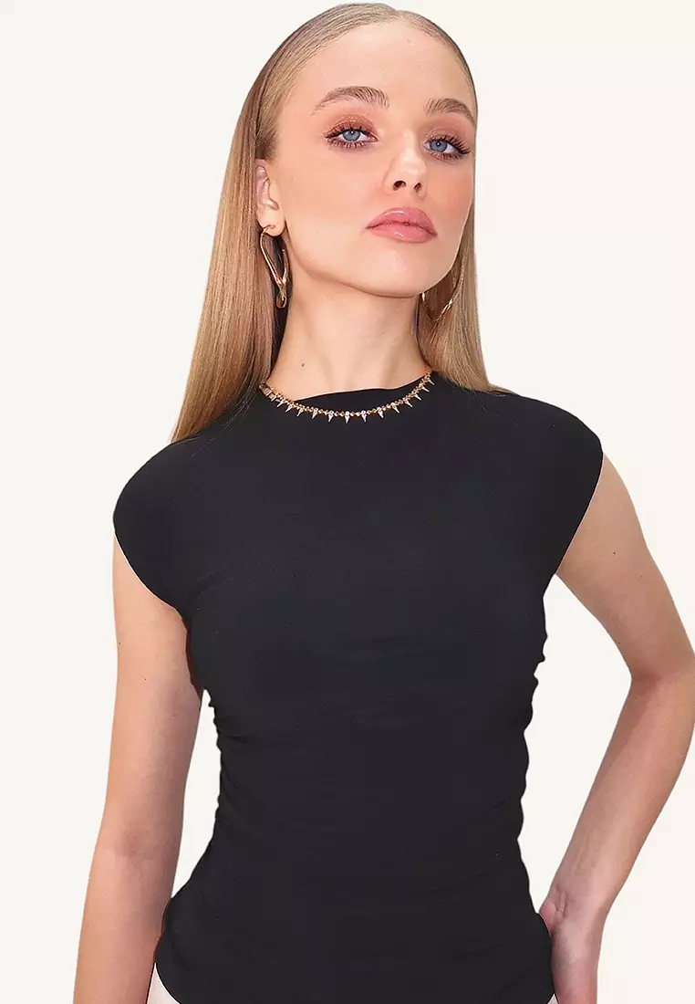 Black Crew Neck Back Low-Cut Drawstring Sandy Blouse