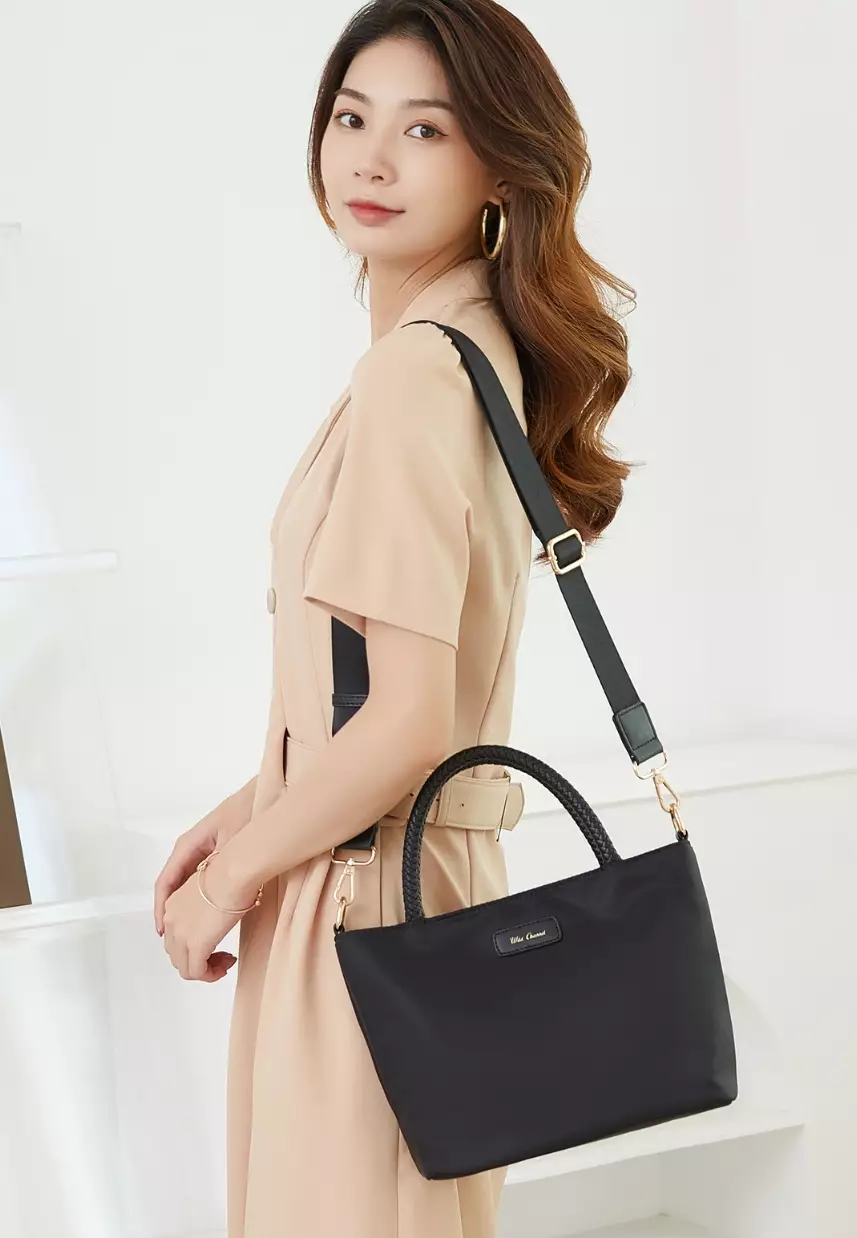 Women's Water Resistant Hand Bag / Top Handle / Sling Bag